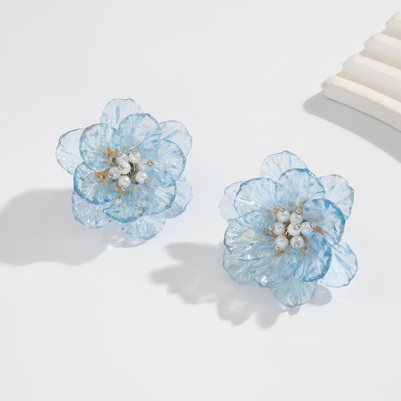 Small fresh and colorful scallop flower earrings with sweet pearl inlay, versatile and versatile