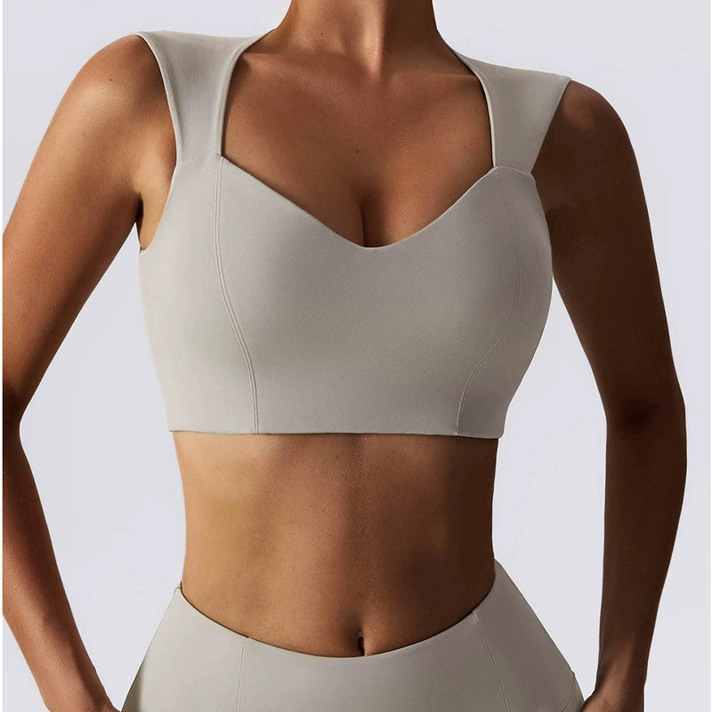 Fashion Summer Nude Feel Yoga Clothes Vest Outer Wear Running Tight Fitness Top Quick-Drying Sports Vest with Chest Pad